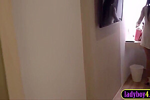3 Amateur Ladyboys Fuck In A Foursome With A Very Lucky Guy In His Room