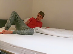 499 - Twink Gets Thrown Money At Him & Happily Gets Fucked