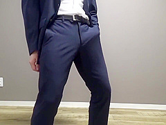 A Perverted Businessman Gets Horny On His Way To Work And Ejaculates Profusely In His Suit