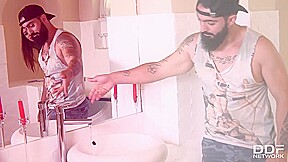 A Pipe To Suck On - PornWorld