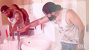A Pipe To Suck On - PornWorld