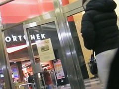 A compelling street candid video