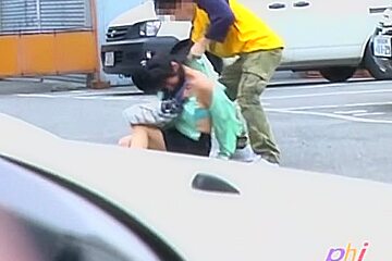 Adventurous pretty bimbo gets sharking experience while walking outside