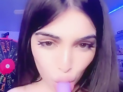 Alinaarose Dildo Sucking
