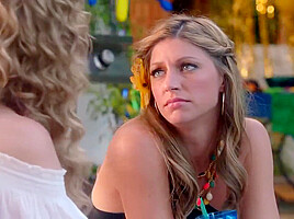 Alyssa Milano, Jes Macallan - Mistresses S01E09 (2013)