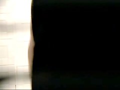 Amateur Girl Voiyeur Hidden Changing Ass Pussy
