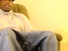 Amateur homos have an interracial cock sucking session