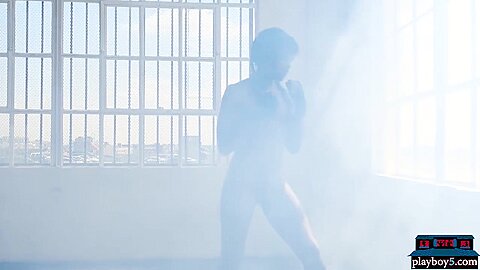 Ana Foxxx In Boxing Training Got Black Milf All Hot So She