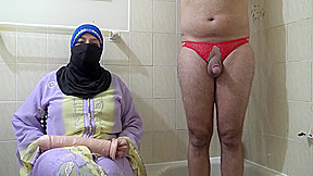 مصرية بتخون جوزها بترسل فيديوهات لجرها كلام مصري Arab Wife With Indian Cuckold Husband