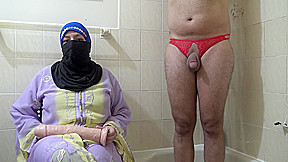مصرية بتخون جوزها بترسل فيديوهات لجرها كلام مصري Arab Wife With Indian Cuckold Husband