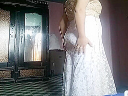 Arabic Girl Masturbating