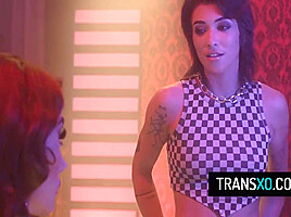 Ariel Demure - Hot Singer Fucked By Her Tranny Friend On The Stage 6 Min