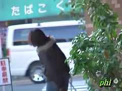 Asian babe wearing no panties gets street sharked in a park