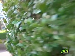 Asian babe wearing no panties gets street sharked in a park