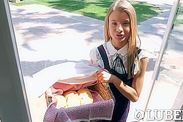Asuna Fox - teen 18+ Cookie Pusher Asuna Wants To Sell