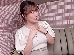 B4B1404- Picking up a big-breasted amateur wife and cunnilingus with a vibrator