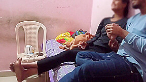 Bahan Ki Saheli Ghar Par Aai Aur Room Lejakr Chod Diya Hindi Audio Sex, Part-1