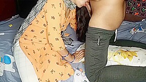Baujule Afno Purano Boyfriend Lai Gharna Bolayera Afno Puti Chikna Lagaye