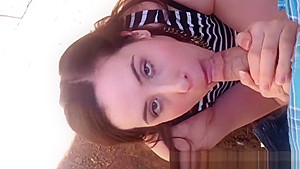 Beautiful Girl Gives Outdoor Blowjob With Facial