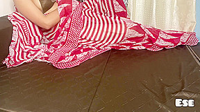 Bhabhi Fucked With Saree Salesman