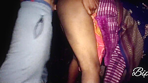 Bhabi Ki Behen Ko Rat Me Khet Lejake Dogy Style Me Choda