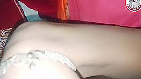 Bhanhi Ko Lal Sari Me Choda Bhabhi Ka Gand Bada Mast Hai - 18 Years
