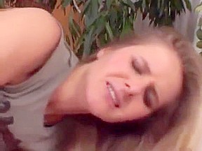 Bib-boobed hooker douple penetrated