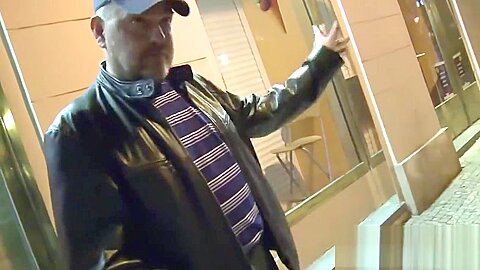 Big Step daddy pays cash for sex for a cute twink on the streets