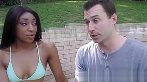 Black hottie gobbles cock