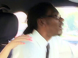 Blond Bitch Sedcue Black Driver For Hot Anal Sex - FemdomSex