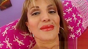 Blonde mature babe slurps on a cock