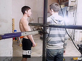 Bound twink Galiel Swan tormented by top dom Xavier Sibley