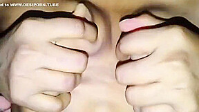 Boyfriend Se Video Chat Krte Huye Video Leak Ho Gya Indian Desi Girl Mms Video 2