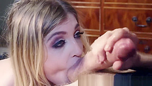 Brazzers - Slutty Babysitter Rhiannon Ryder makes some extra cash