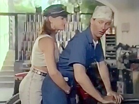 Brunette And The Mechanic