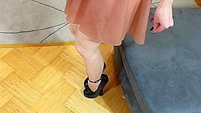 Bupshi - extreme heels, plugs & masturbation