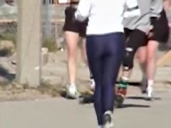 Candid ass video with the participation of running amateur 01ze