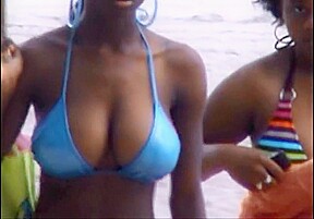 Candid boobs: slim busty black women blue tops 1