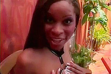 Caramel Getting Freaky With An Alien