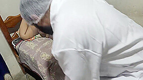 Clandestine Gynecologist Meets His Hot Patient And Makes Her Cum In A Jet