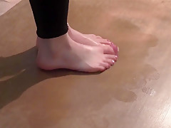 Cockplay cockcrush footjob with long toes and spreaded cum