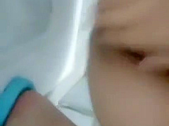 原版 格格不入身 艳舞 自慰 - Collection Of Homemade Selfies And Sneak Shots