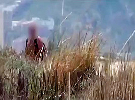 Couple Split by Strangers on a Nude Beach- Free HD Porn 74 es