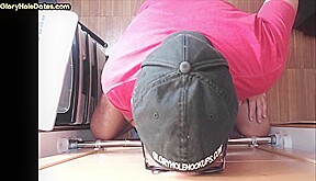 Cum loving gloryhole DILF sucks rod in BJ action at home