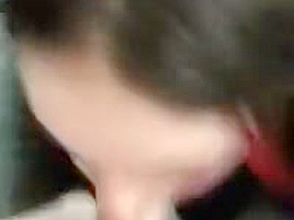 Cutes 19yo gives head