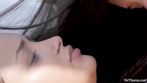 Daphne Klyde & Shrima Malati Hot Lesbian Sex