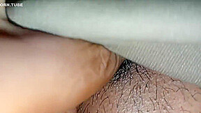 Desi Chut Me Finger Dali