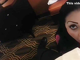 Desi paki NRI couple aunty blowing Cock Cum in mouth swallowing hot jizz