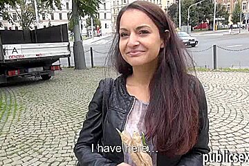 Dilettante dark brown Czech beauty flashes boobs and public sex