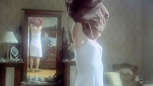 Dulces horas (1982) Assumpta Serna, Marion Game